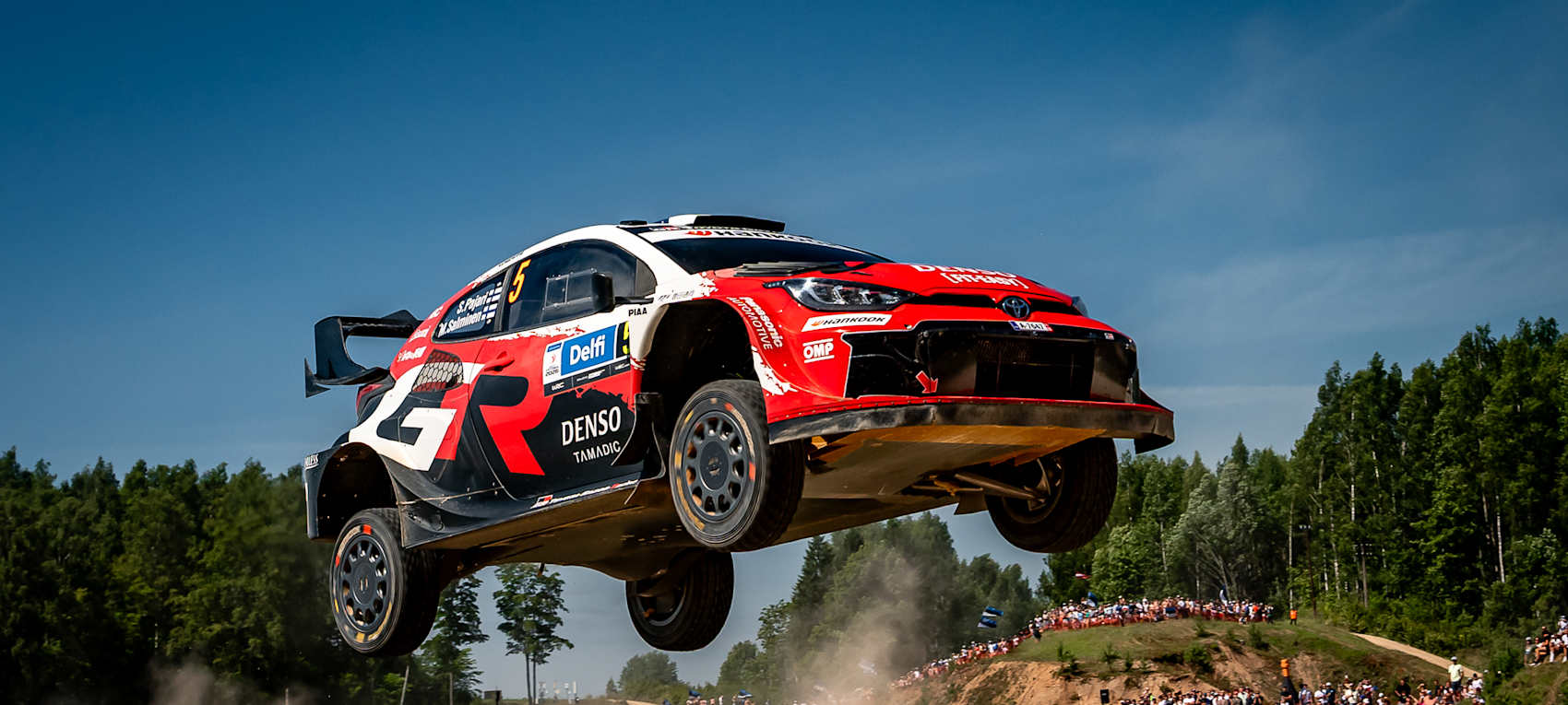 pajari acaricia su primera victoria en el wrc en e